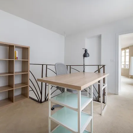 Apartamento Bright & Spacious Duplex Near Notre Dame De París