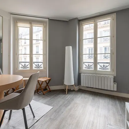 Bright & Spacious Duplex Near Notre Dame De Apartamento *