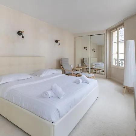 Bright & Spacious Duplex Near Notre Dame De * París